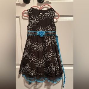 Girls dress size 5
